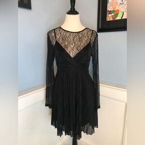 Black Metallic Lurex and Lace Pleated Mini Dress Sz L